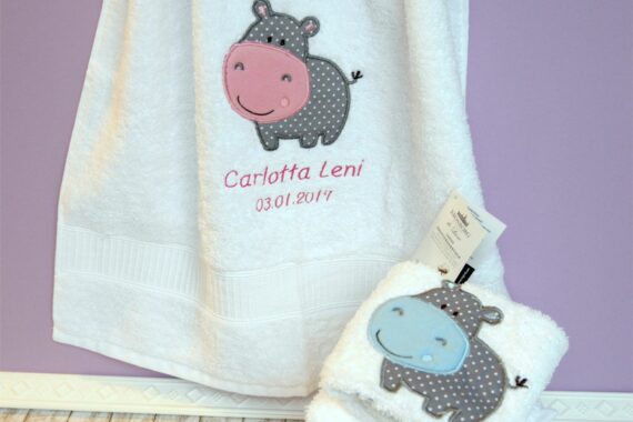 Kinderhandtuch-im-Set-Nilpferd-1
